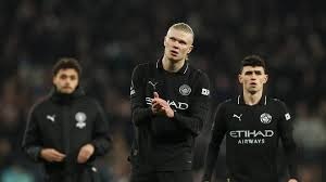 S14冠军皮肤开始宣传，zeus却被区别对待，登录页面被故意遮挡