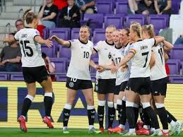 瑞士大名单：阿坎吉领衔，扎卡、科贝尔、恩多耶、R罗在列