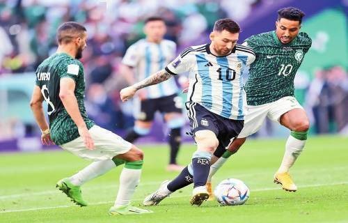 哈利伯顿31分步行者复仇绿军 魔术逆转胜篮网