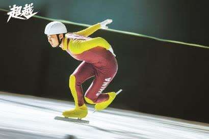 职业玩家展示自己95岁神枪手祖母 没玩过FPS但瞄准天赋惊人